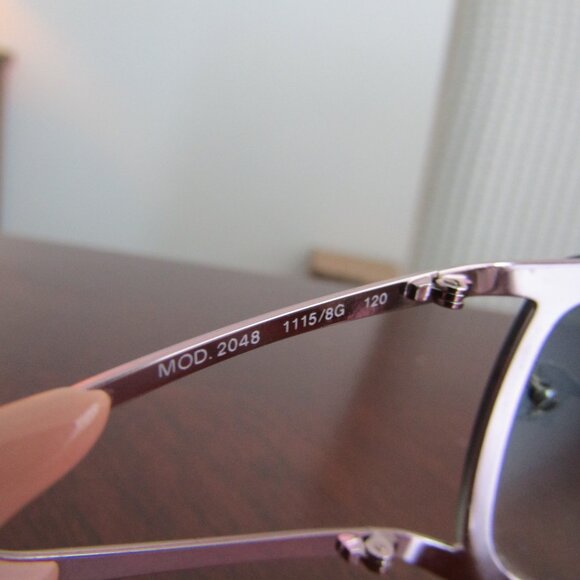 Authentic Versace Sun Glasses - Picture 6 of 8